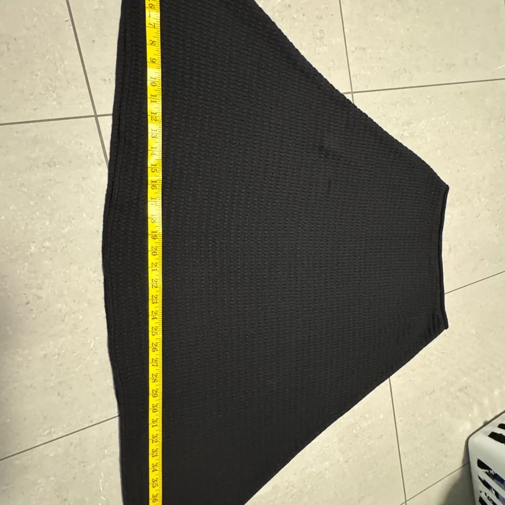 Wolford Black Wool Poncho Size Small - Size Flexible - Picture 2 of 5